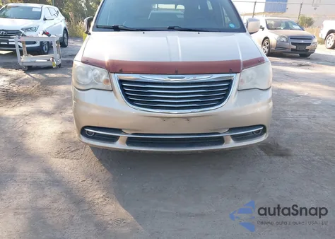 2013 Chrysler Town & Country Touring from USA, damaged, VIN 2C4RC1BG7DR566344